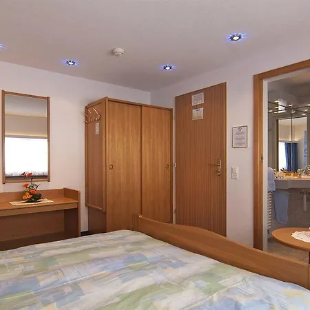 Etoile Hotel